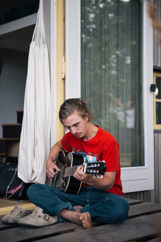 Tiny house in kloostertuin | Fotografie: Roos Eijmers