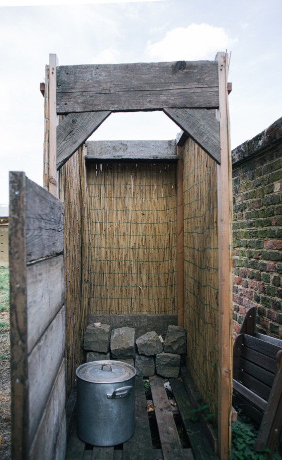 Tiny house in kloostertuin | Fotografie: Roos Eijmers