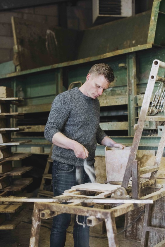 Ambachtelijke steenbakker in Heteren | Fotografie: Liesbeth Disbergen