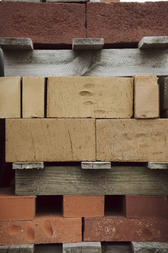 Ambachtelijke steenbakker in Heteren | Fotografie: Liesbeth Disbergen