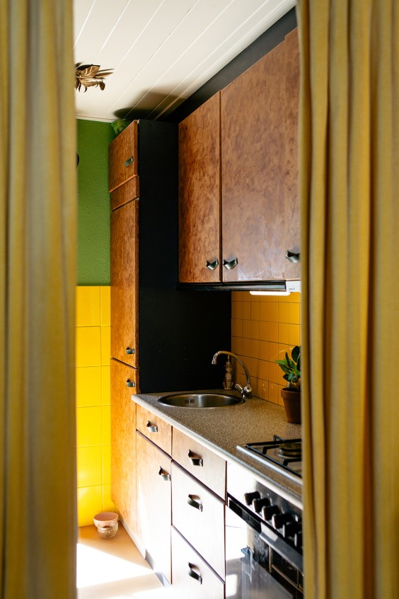 Kleurrijk dijkhuis in Heinenoord | Fotografie: Roos Eijmers