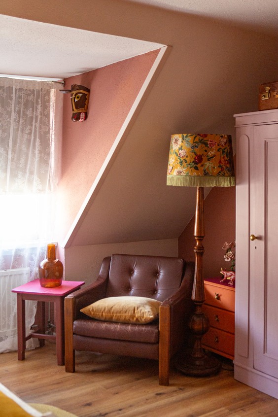 Kleurrijk dijkhuis in Heinenoord | Fotografie: Roos Eijmers