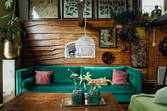 Een Pippi Langkous-achtige huis vol kleur en oude elementen | Fotografie: Roos Eijmers 