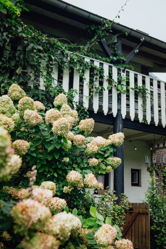 Een Pippi Langkous-achtige huis vol kleur en oude elementen | Fotografie: Roos Eijmers 