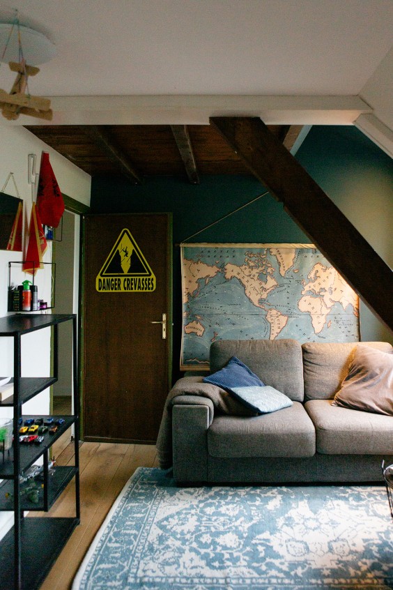 Een Pippi Langkous-achtige huis vol kleur en oude elementen | Fotografie: Roos Eijmers 