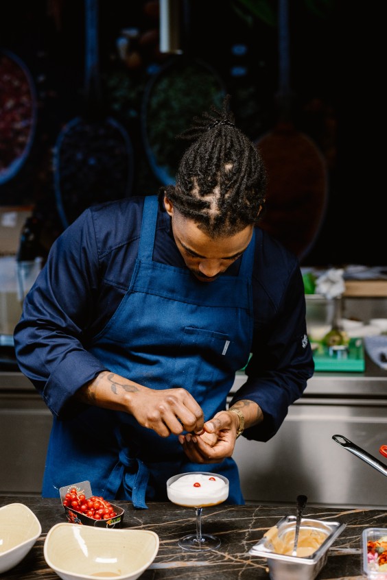 Chef-kok Geneal Harreman | Foto: Jill van den Brand