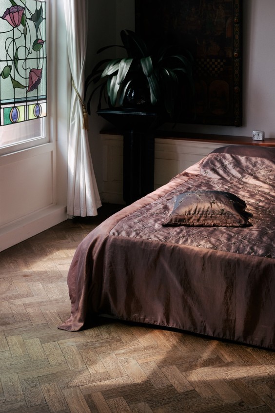 Huis vol antieke verzamelingen | Fotografie: Marjon Lukje