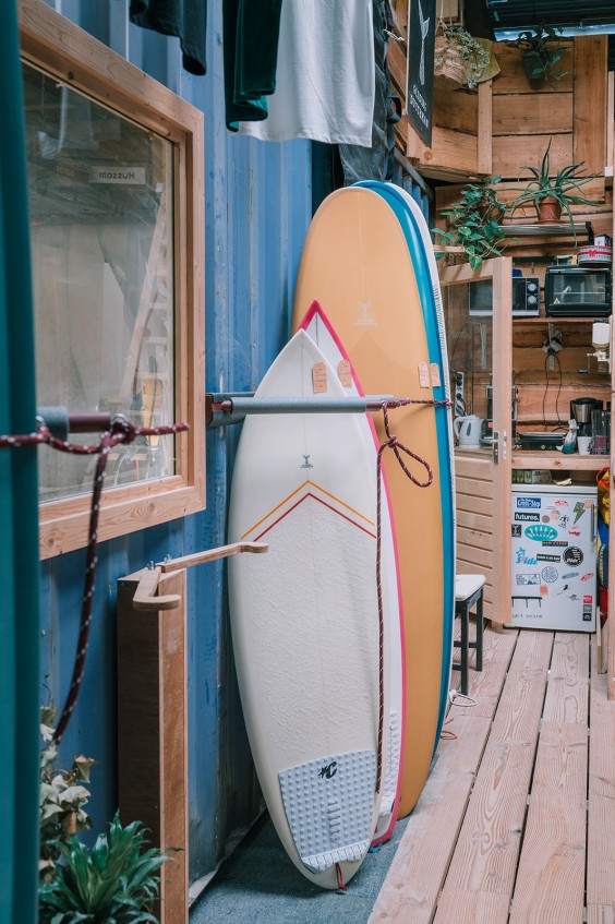 Jeroen maakt surfboards | Fotografie: Sheena Schouwink