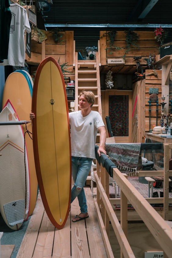 Jeroen maakt surfboards | Fotografie: Sheena Schouwink