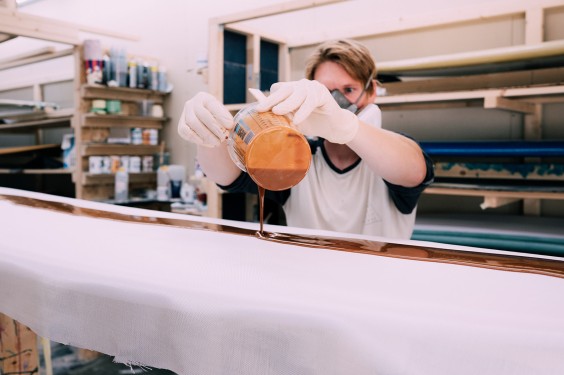 Jeroen maakt surfboards | Fotografie: Sheena Schouwink