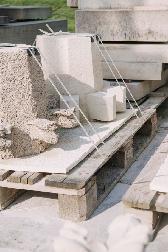 Restauratie beeldhouwers Achterveld | Fotografie: Liesbeth Disbergen