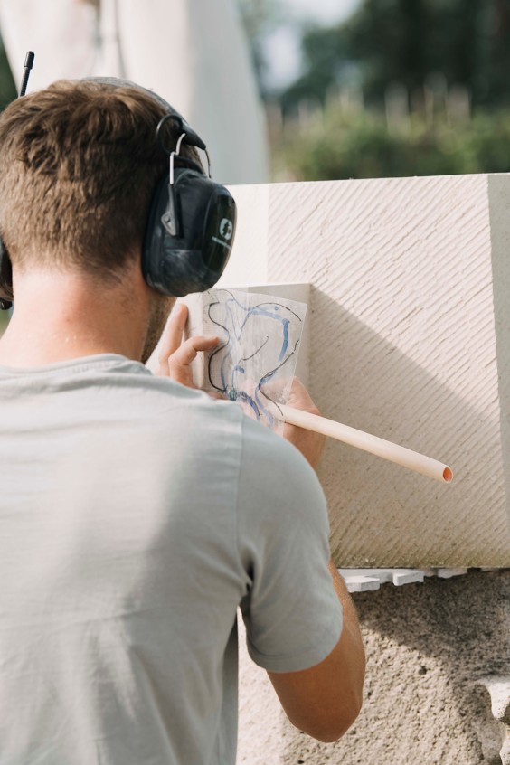 Restauratie beeldhouwers Achterveld | Fotografie: Liesbeth Disbergen