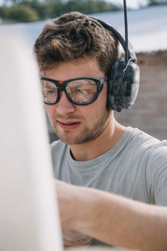 Restauratie beeldhouwers Achterveld | Fotografie: Liesbeth Disbergen