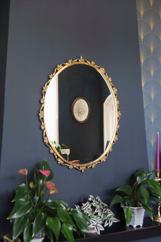 Bloemenprintjes behang in Hengelo | Fotografie: Liesbeth Disbergen