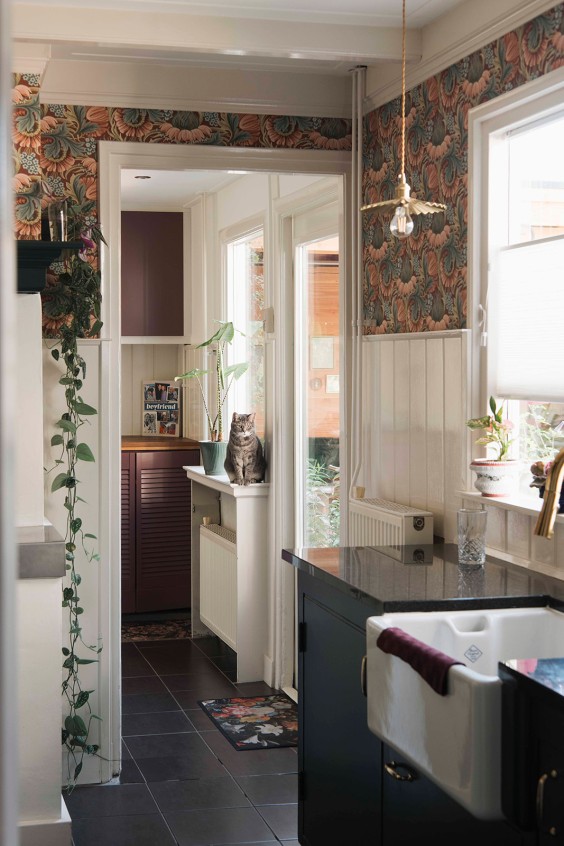 Bloemenprintjes behang in Hengelo | Fotografie: Liesbeth Disbergen