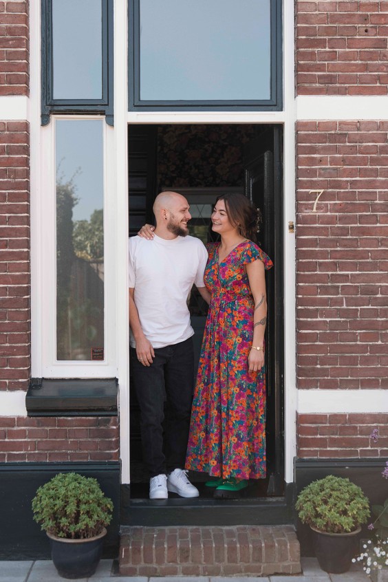 Bloemenprintjes behang in Hengelo | Fotografie: Liesbeth Disbergen