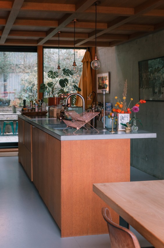 Excentrieke etagewoning Amsterdam - Foto: Sheena Schouwink