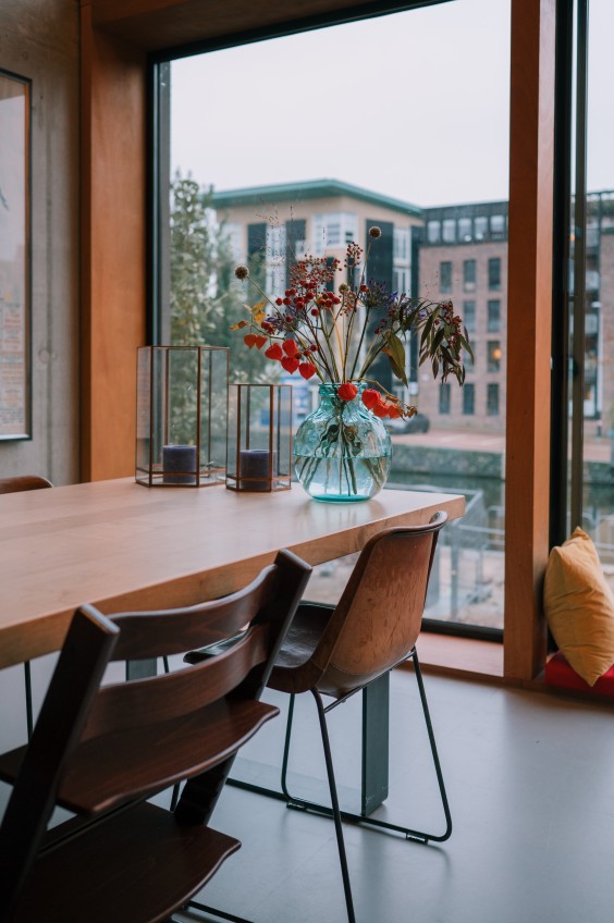 Excentrieke etagewoning Amsterdam - Foto: Sheena Schouwink