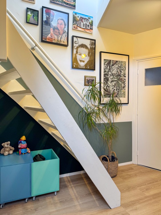 Metamorfose hal - Theo-Bert Pot