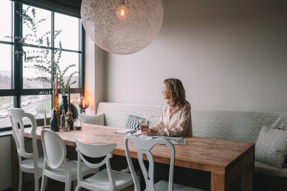 Eettafel luxe loft Rotterdam