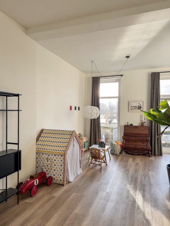 Metamorfose woonkamer Theo-Bert Pot