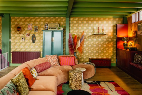 Kleurrijke botenwinkel - Fotografie: Roos Eijmers