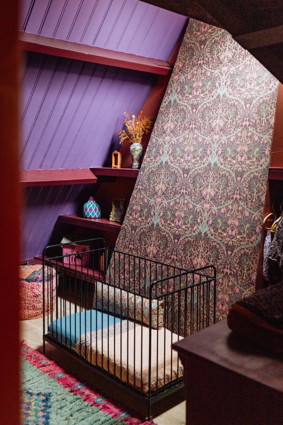 Kleurrijke botenwinkel - Fotografie: Roos Eijmers