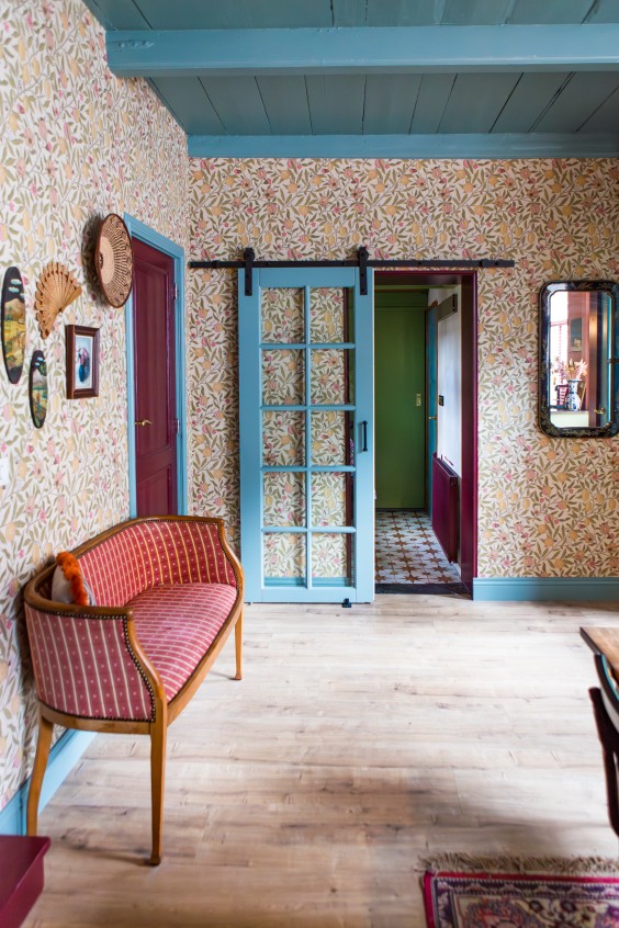 Kleurrijke botenwinkel - Fotografie: Roos Eijmers