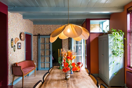 Kleurrijke botenwinkel - Fotografie: Roos Eijmers