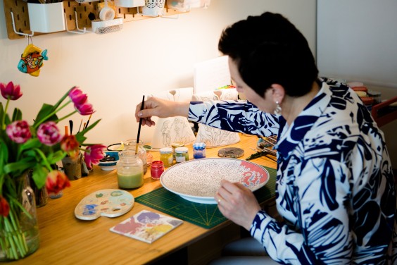 Turkse schilderkunst op keramiek - Foto: Roos Eijmers