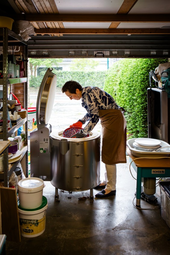Turkse schilderkunst op keramiek - Foto: Roos Eijmers