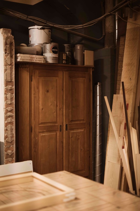 Lijstenrestaurateur Sander | Liesbeth Disbergen