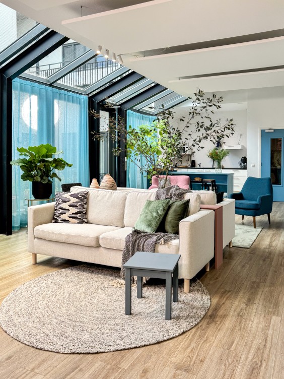 Metamorfose woonkamer Theo-Bert Pot