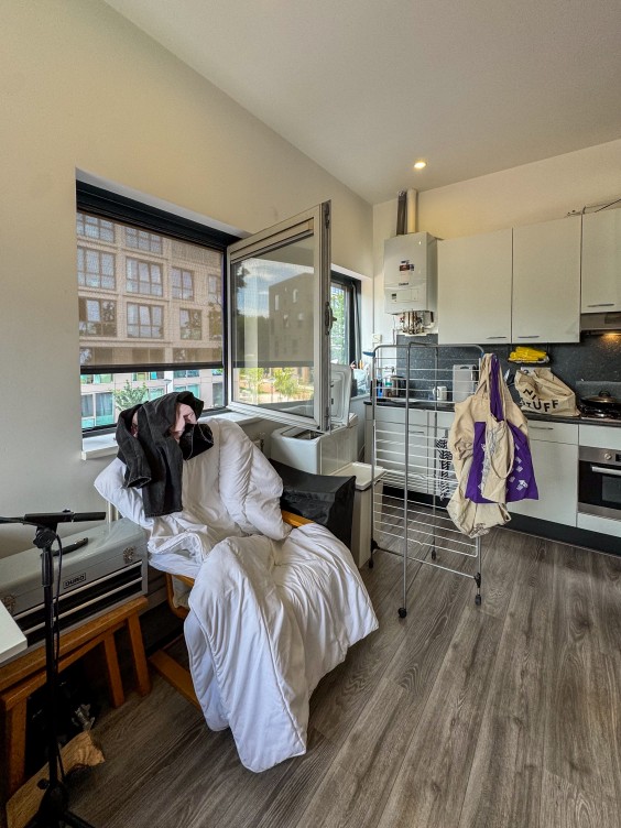 Metamorfose studio Theo-Bert Pot