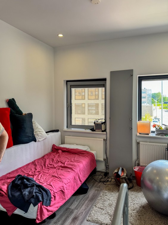 Metamorfose studio Theo-Bert Pot