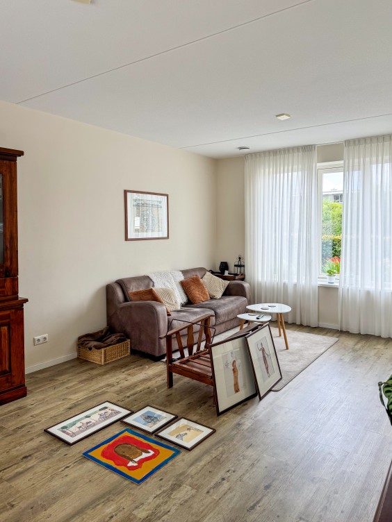 Metamorfose woonkamer Theo-Bert Pot