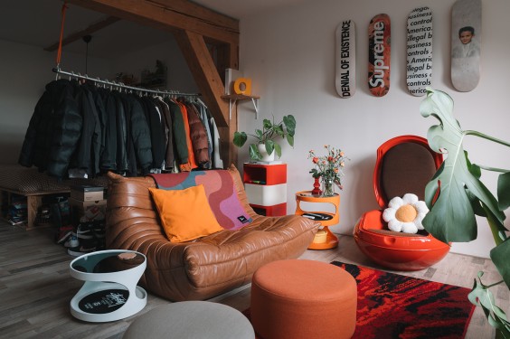 jaren '70 interieur in de historische Oranje-Nassau Kazerne | Fotografie: Sheena Schouwink