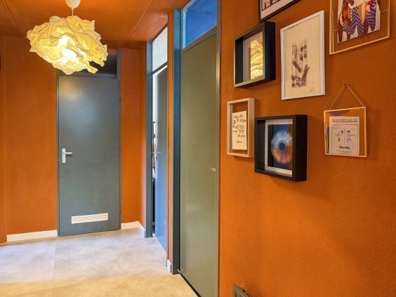 Metamorfose hal - Theo-Bert Pot