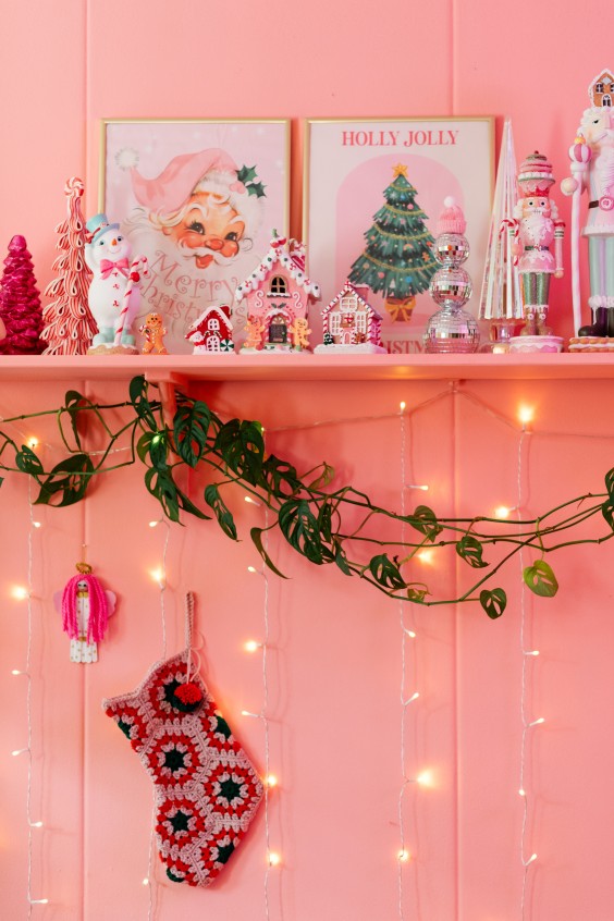 roze kersthuis | Marjon Lukje