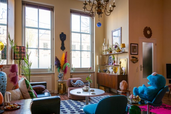 Kleurrijk interieur in Den Haag | Foto: Roos Eijmers