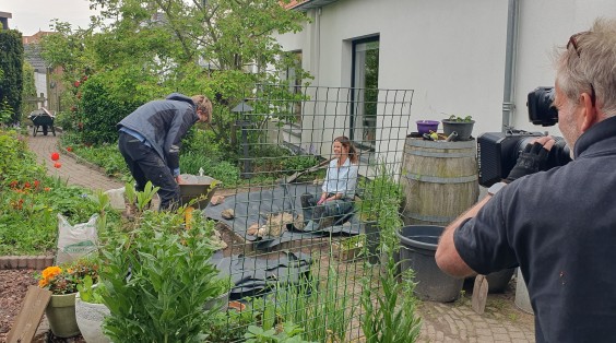 Tuiny poel aanleggen met Manon en Simon