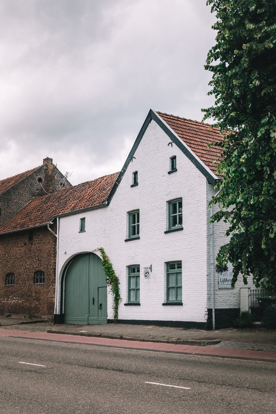 Kleurrijke boerderij | Fotografie: Sheena Schouwink