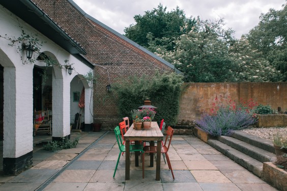 Kleurrijke boerderij | Fotografie: Sheena Schouwink