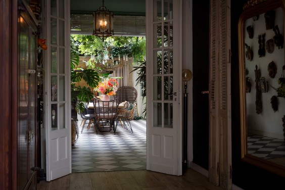 Een huis vol herinneringen in Den Haag | Fotografie: Roos Eijmers