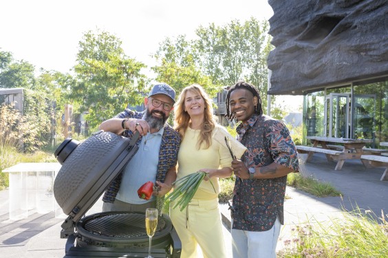 BinnensteBuiten experts bij de BBQ | Foto: Stijn Ghijsen