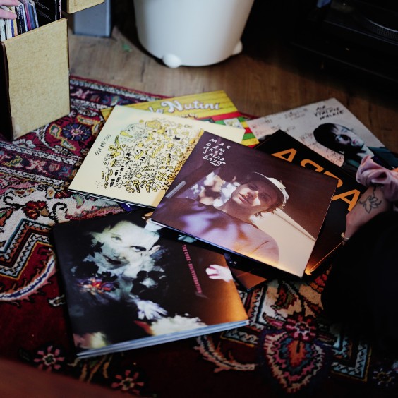  Halve kubuswoning met een jaren 70 gevoel | Fotografie: Marjon Lukje