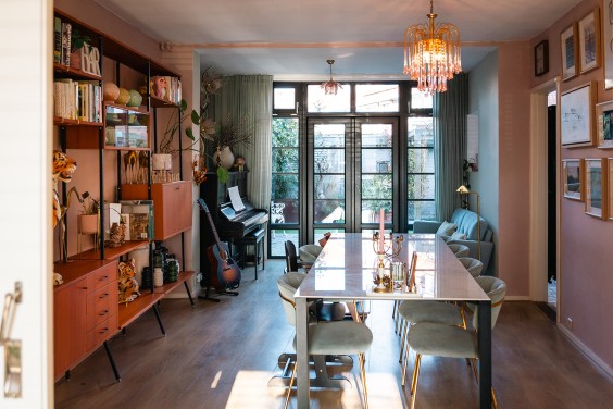 Vintage parels in Eindhoven | Fotografie: Roos Eijmers