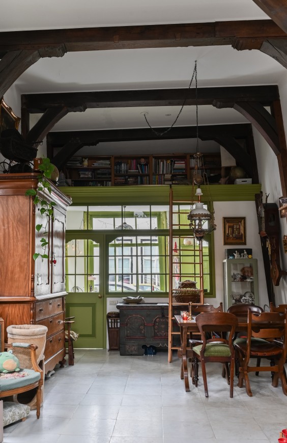 Monumentaal klushuis - Fotografie: Sheena Schouwink