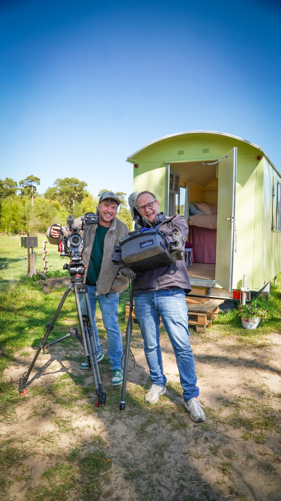 De camera-/ en geluidsman hebben het project Kate de Bouwkeet voor BinnensteBuiten in beeld gebracht| Foto: BinnensteBuiten