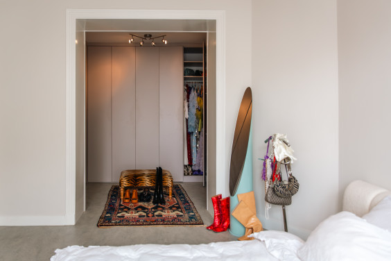 Kleurrijk modern appartement Rotterdam | Fotografie: Roos Eijmers
